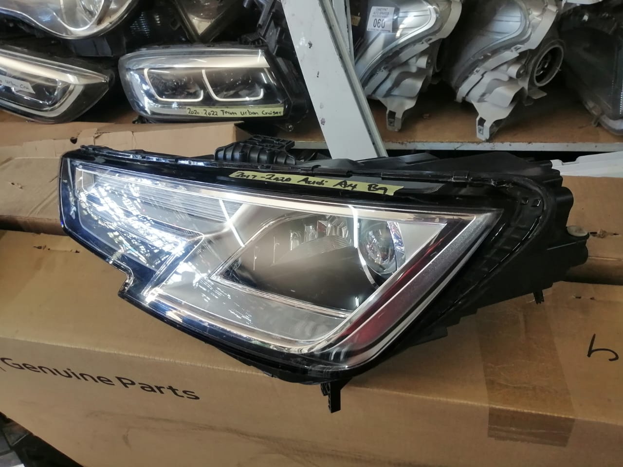 AUDI A4 B9 HEADLIGHT 2017 TO 2020 MODEL - Private Seller