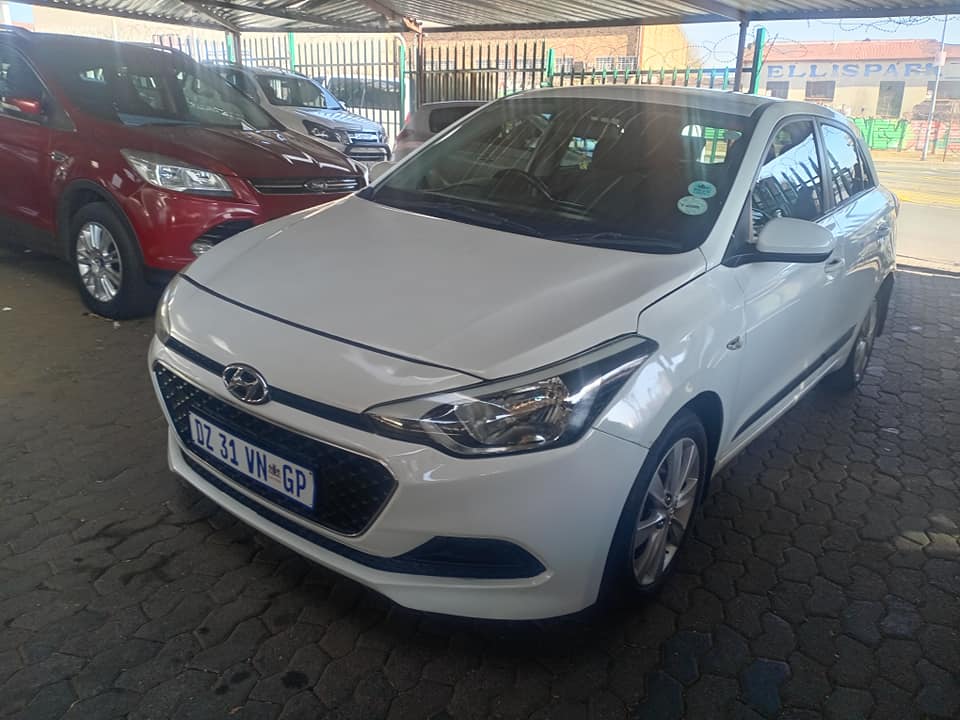 Hyundia i120 1.4 Manual petrol 2015 White