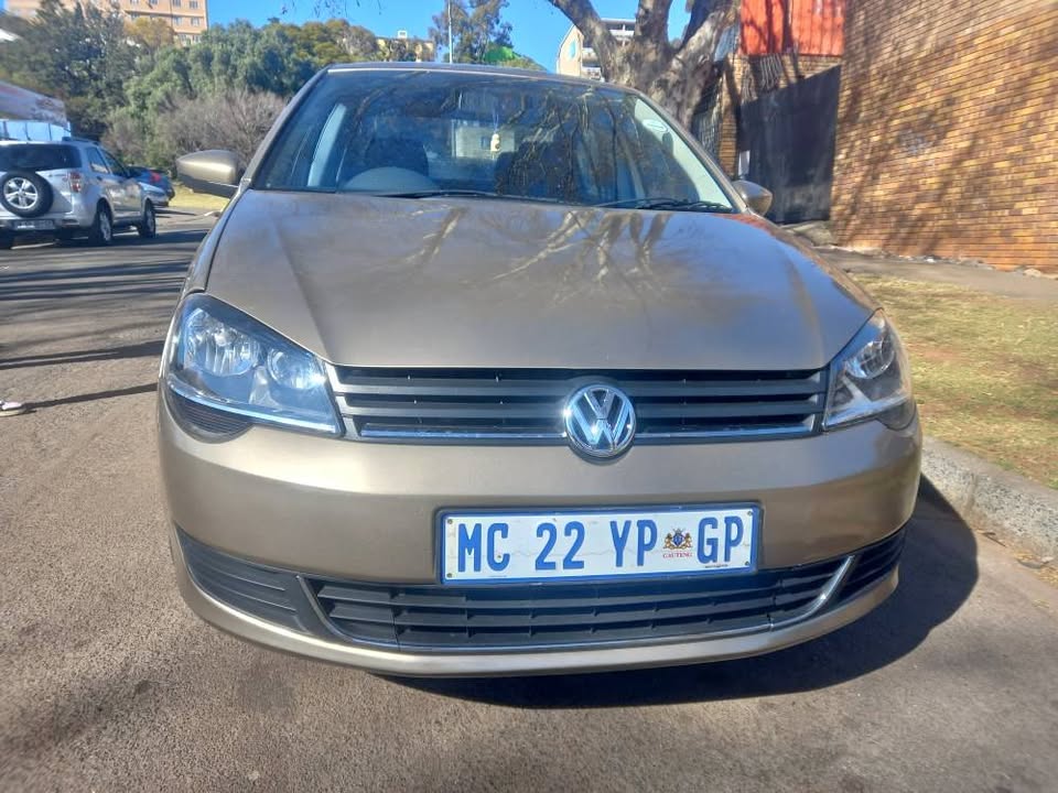 2018 VW Polo Vivo Sedan 1.4 Automatic, Gold, 79000kms