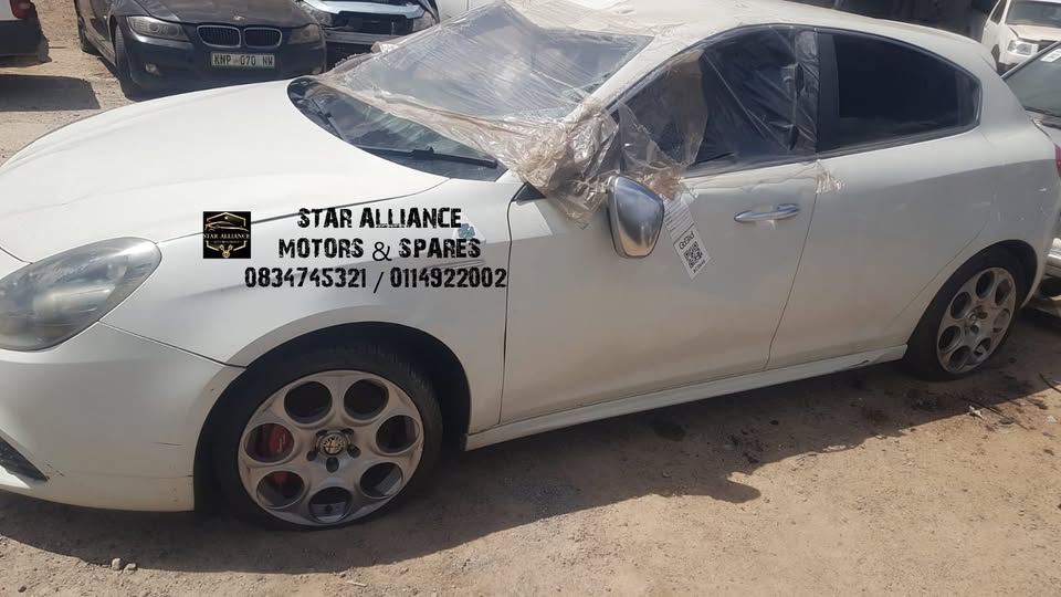 ALFA ROMEO GIULIETTA 1.8T 2014 STRIPPING FOR SPARES - Private Seller