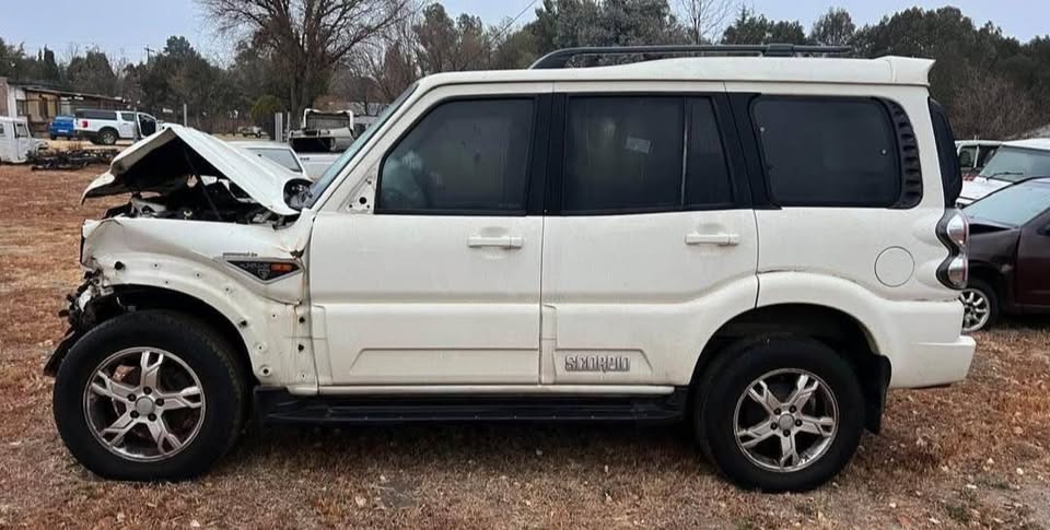 Mahindra Scorpio 2.2 S10 SUV Now Stripping For Spare Parts - Private Seller Mahindra Scorpio 2.2 S10 SUV Now Stripping For Spare Parts - Private Seller