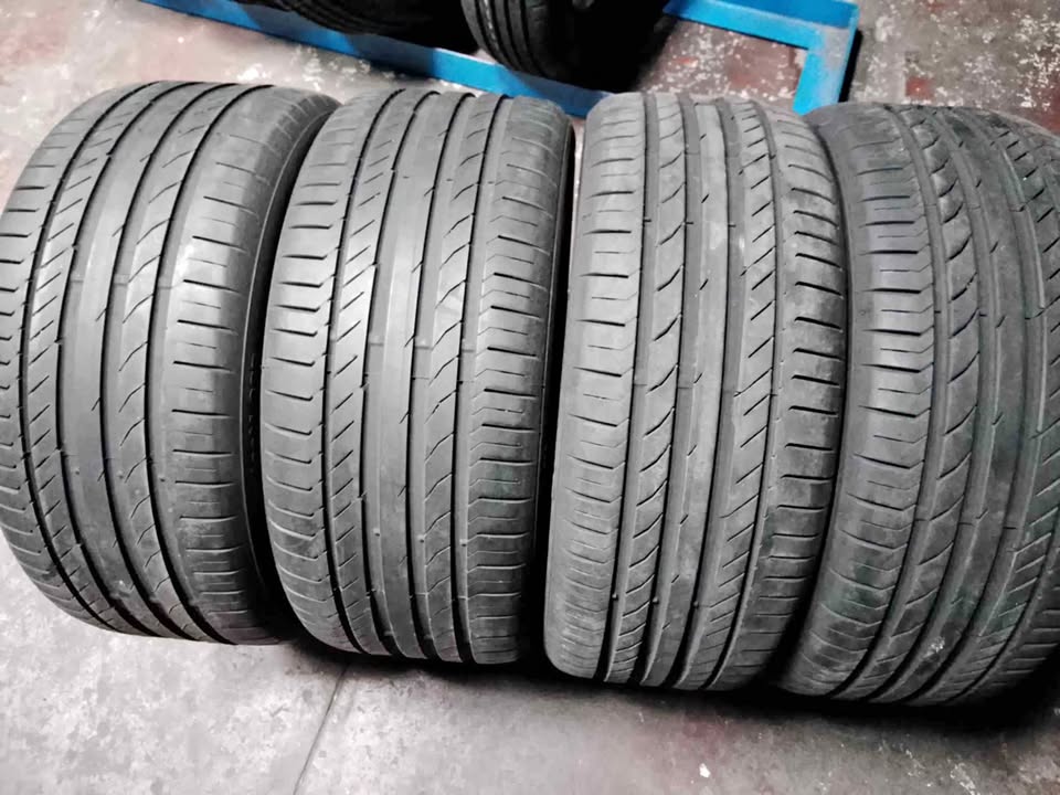 4 X 18 inch Mercedes & BMW Continental runflat tyres with sufficient thread - Private Seller 4 X 18 inch Mercedes & BMW Continental runflat tyres with sufficient thread - Private Seller