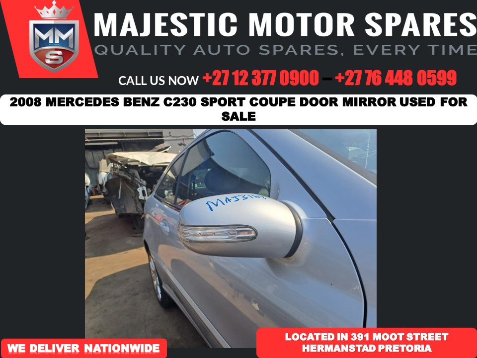 2008 Mercedes benz C230 Electric Door mirror - Silver - Private Seller 2008 Mercedes benz C230 Electric Door mirror - Silver - Private Seller