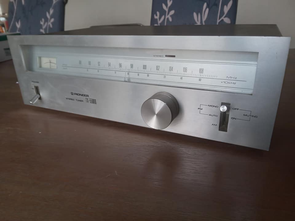 Pioneer silver faced tuner TX 5500 II