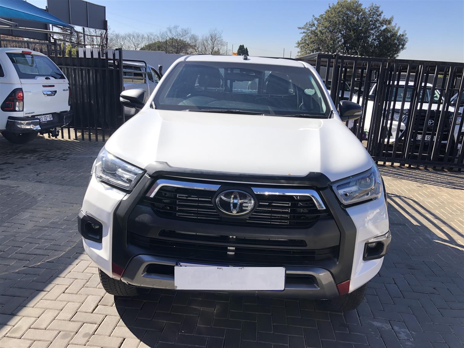 2024 Toyota Hilux 2.8GD-6 Extra Cab (4x4) Legend Auto For Sale