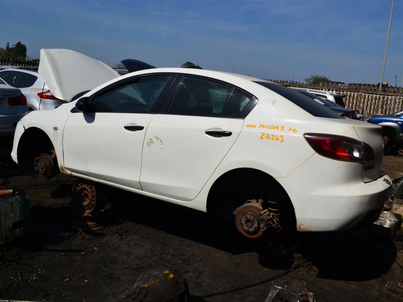 2010 model, Mazda 3 1.6 - Available for Spares