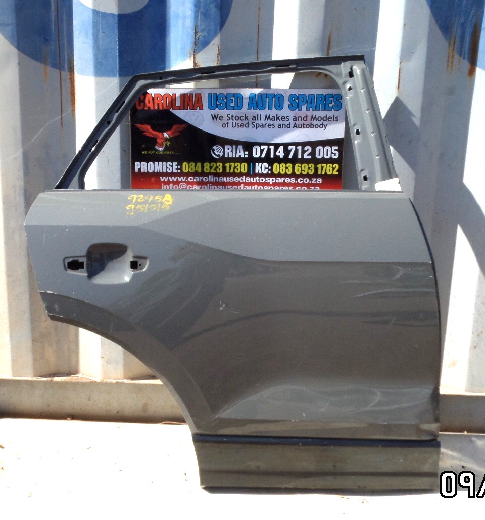 Audi Q2 right side rear/back door - Private Seller Audi Q2 right side rear/back door - Private Seller