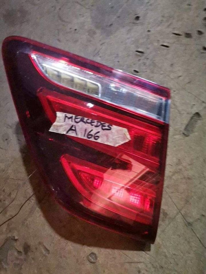 A166 Mercedes Taillight R At Bumper & Headlights Auto Parts - Private Seller A166 Mercedes Taillight R At Bumper & Headlights Auto Parts - Private Seller