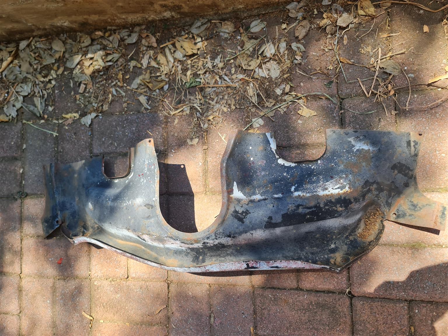 VW Beatle 1968/77 engine rain guard - Private Seller VW Beatle 1968/77 engine rain guard - Private Seller