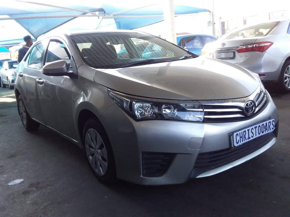 2014 Toyota Corolla Prestige sedan manual 2014