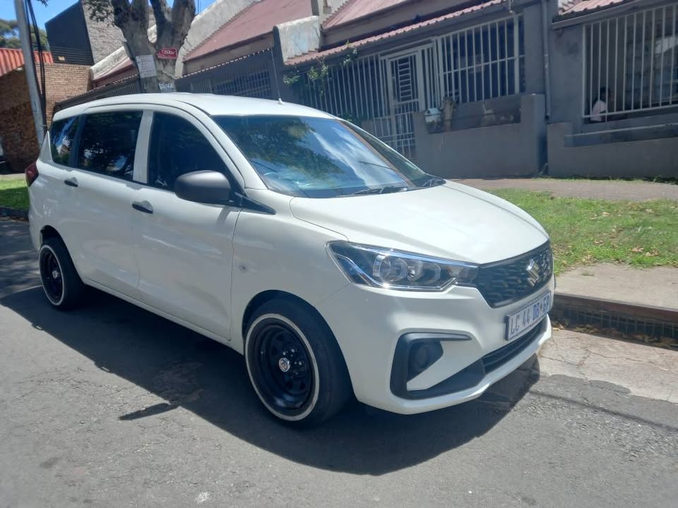2023 SUZUKI ERTIGA 1.5 GA Petrol, Manual, White Color, Mileage 64000kms,Full Service