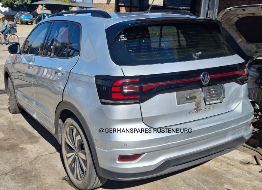 2022 VOLKSWAGEN 1.0 NOW STRIPPING FOR SPARES - Private Seller 2022 VOLKSWAGEN 1.0 NOW STRIPPING FOR SPARES - Private Seller