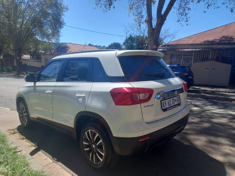 2023 SUZUKI VITARA BREZZA 1.5 PETROL, AUTOMATIC, WHITE, 23000KMS. SERVICE HISTORY