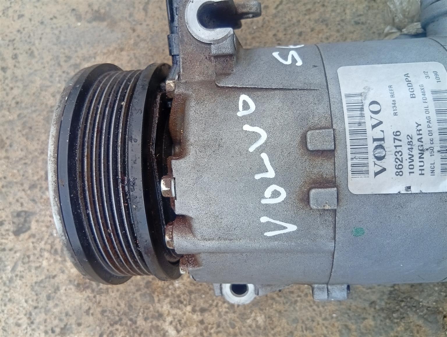 Volvo V70 2011 2011-2018 Volvo S60 Petrol air con AC compressor pump 8623176 L - Private Seller Volvo V70 2011 2011-2018 Volvo S60 Petrol air con AC compressor pump 8623176 L - Private Seller