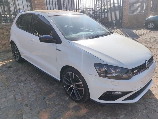 VW POLO 7 GTI 1.8T DAJ ENGINE 2016 DSG AUTOMATIC GEARBOX USED SPARE PARTS - Private Seller