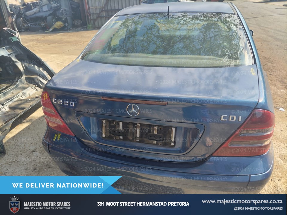 mercedes-benz c220 cdi w203 boot lid for sale