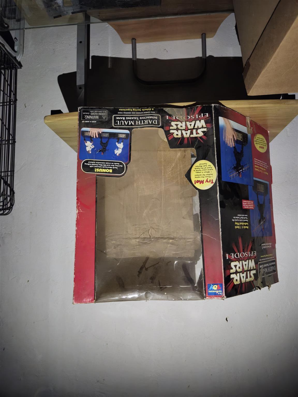 Star Wars collectible ( Darth Maul )