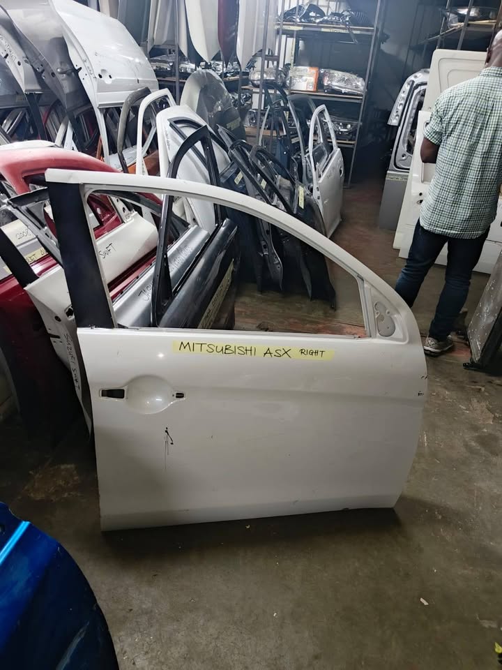 Mitsubishi Asx Right door - Private Seller Mitsubishi Asx Right door - Private Seller