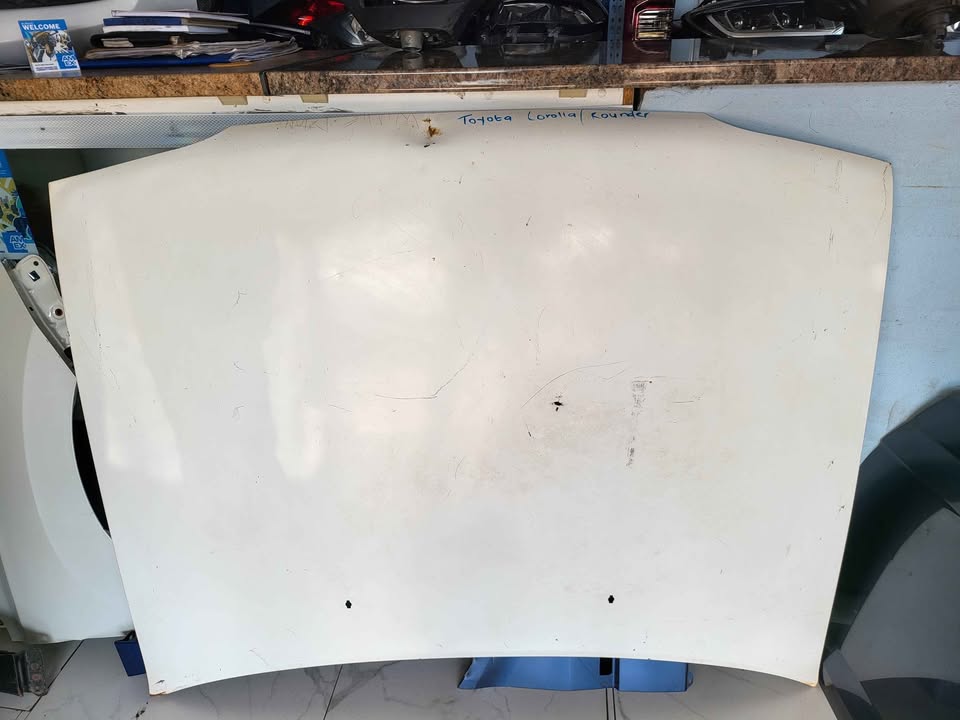 Toyota corolla Kentucky rounder bonnet for sale - Private Seller Toyota corolla Kentucky rounder bonnet for sale - Private Seller