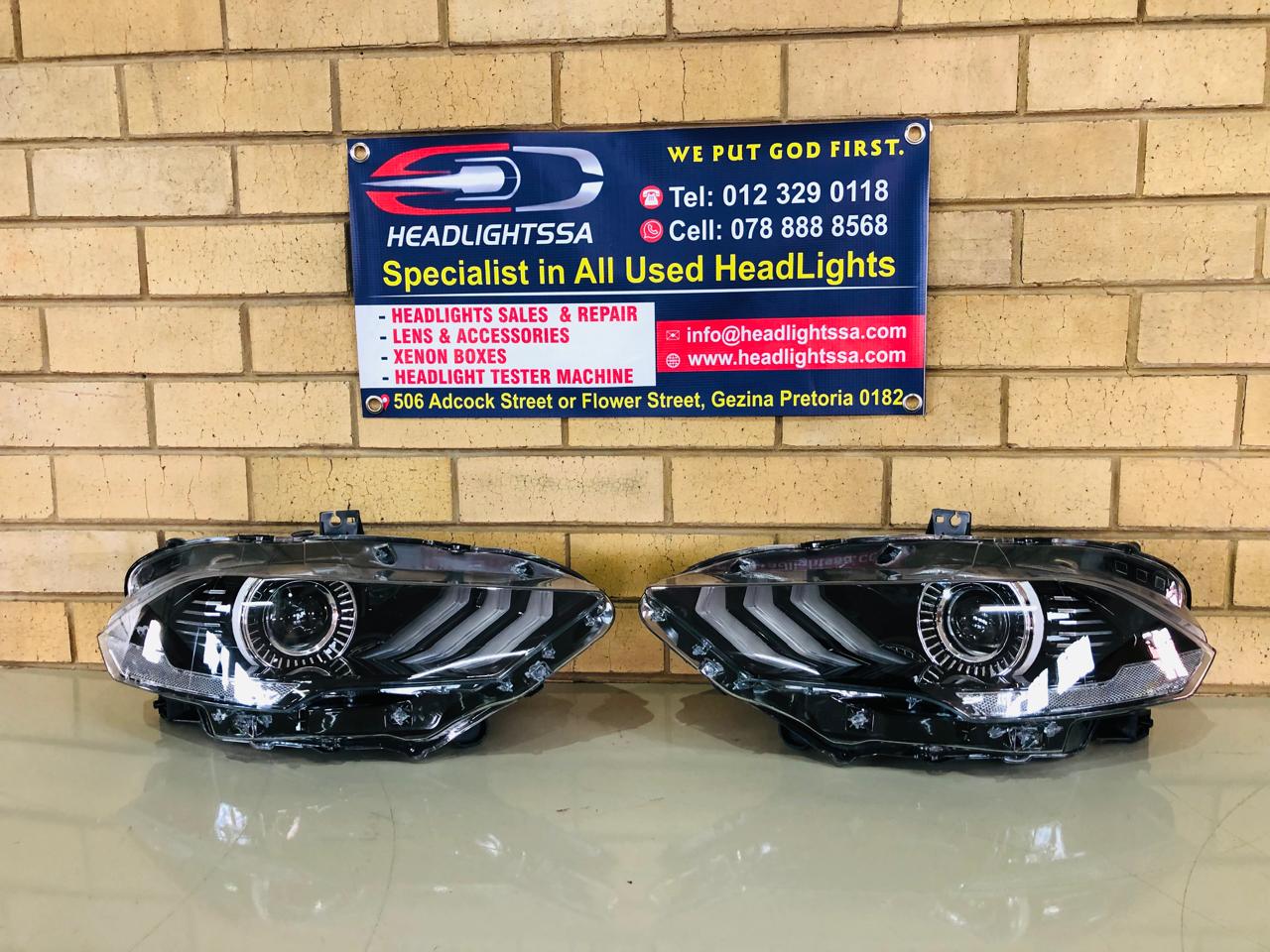 Ford Mustang facelift left and right xenon healdights (2018-2023) - Private Seller Ford Mustang facelift left and right xenon healdights (2018-2023) - Private Seller