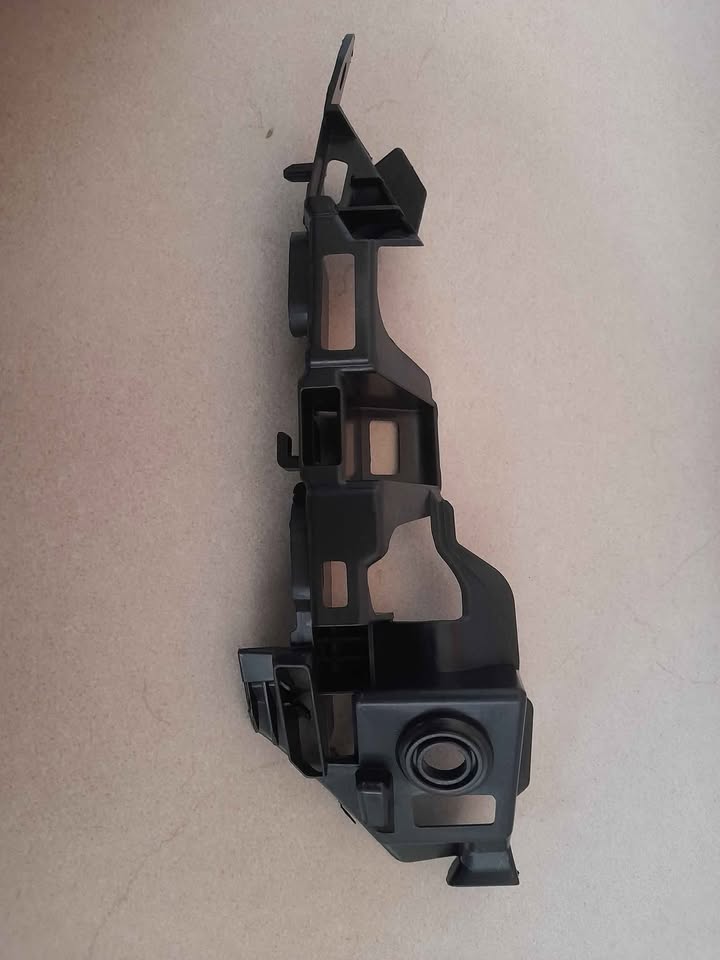 VW GOLF 7 BRAND NEW FRONT BUMPERS SLIDES FOR SALE