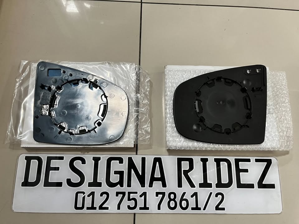 BMW E70 X5 RIGHT & LEFT MIRROR GLASS AVAILABLE - Private Seller BMW E70 X5 RIGHT & LEFT MIRROR GLASS AVAILABLE - Private Seller