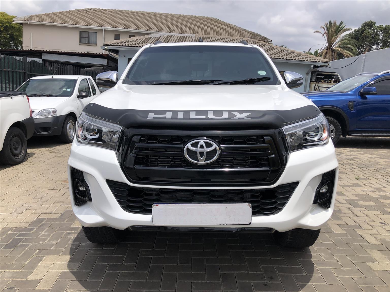 Used 2019 Toyota Hilux 2.8GD-6 double cab Legend manual - Private Seller Used 2019 Toyota Hilux 2.8GD-6 double cab Legend manual - Private Seller