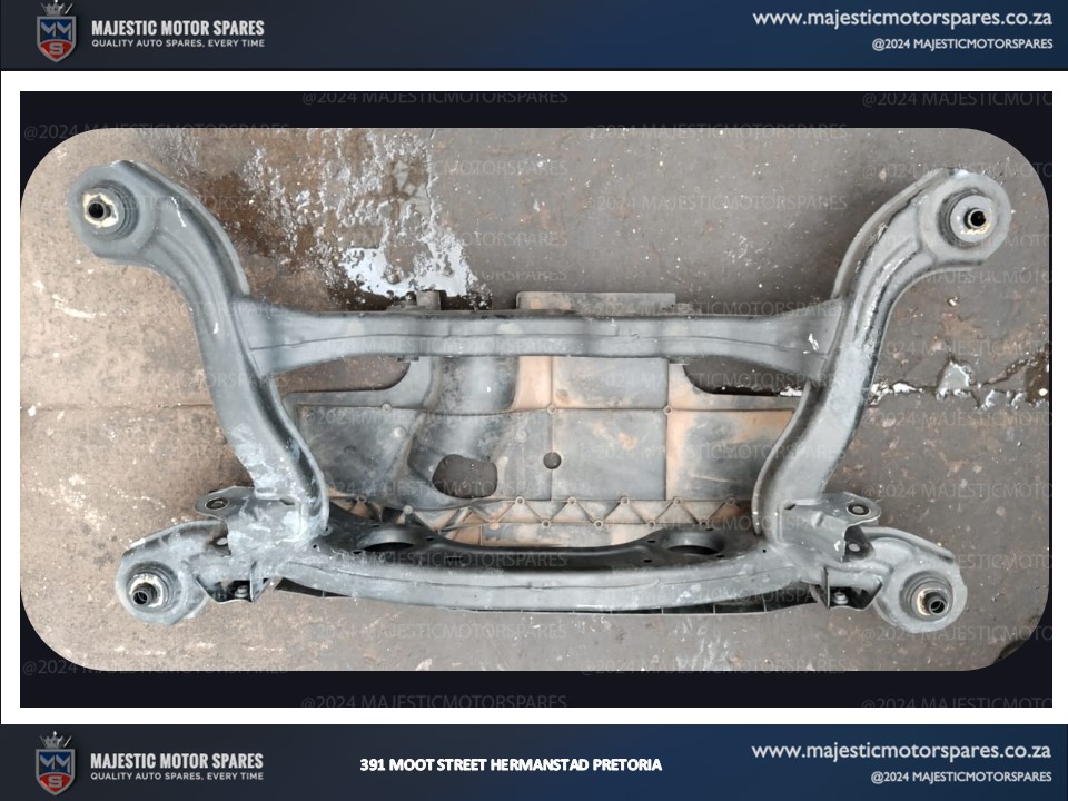 Mercedes benz b class w246 subframe for sale second hand - Private Seller