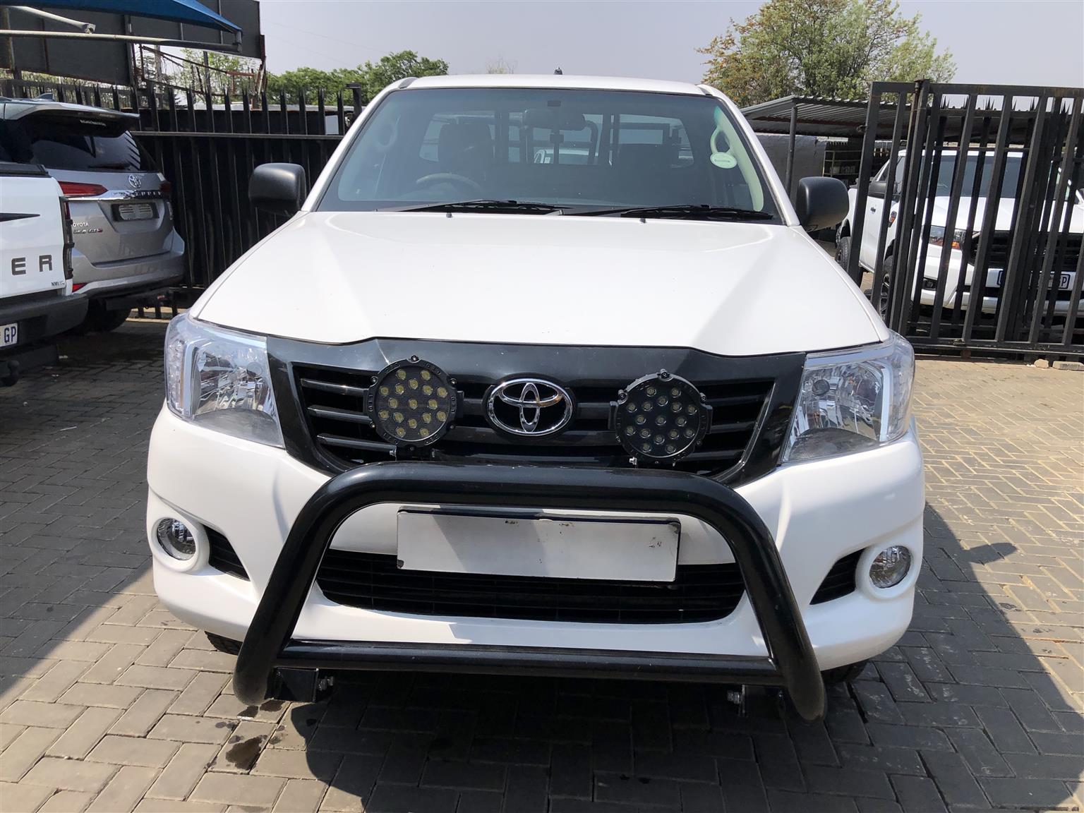 Used 2015 Toyota Hilux 2.5D-4D 4x4 SRX - Private Seller