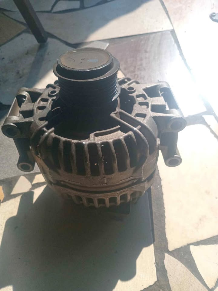 Alternator for Audi A4 Ber. B8 Basic - Private Seller Alternator for Audi A4 Ber. B8 Basic - Private Seller