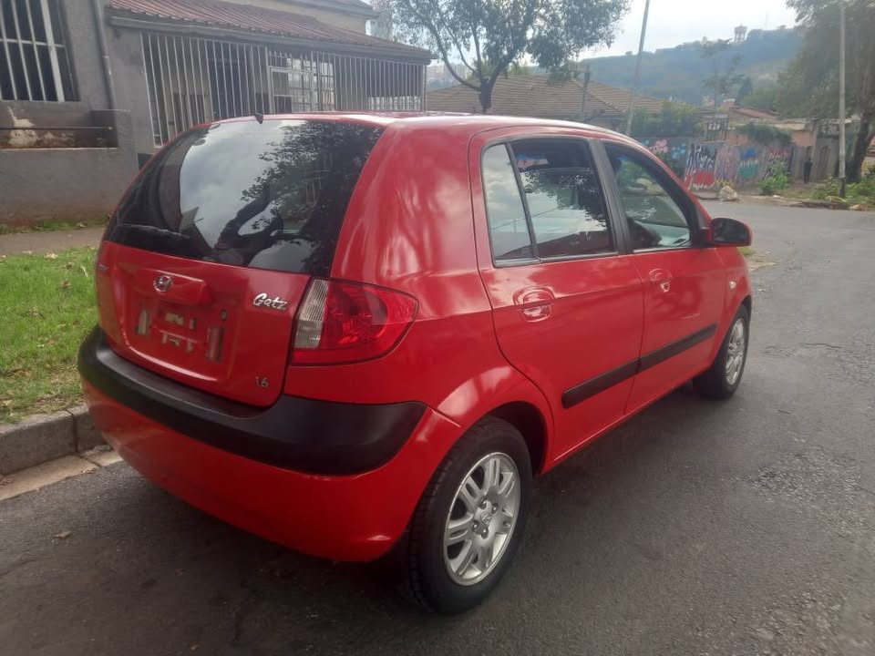 2008 Hyndai Getz 1.6 Petrol, Automatic, RED,