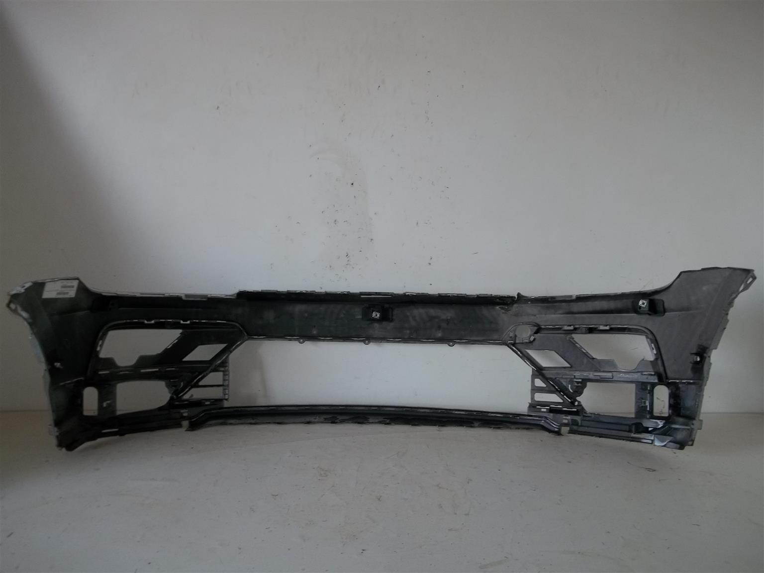 VW Tiguan R-Line '18-'21 front bumper - Private Seller VW Tiguan R-Line '18-'21 front bumper - Private Seller