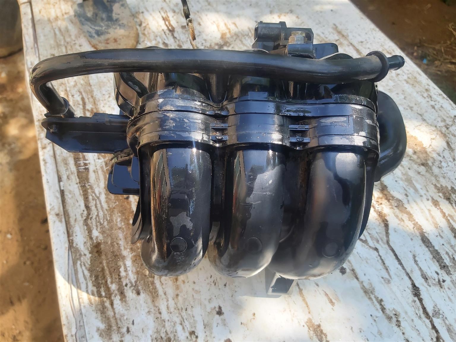 Manifold Toyota 3 cylinders - Private Seller