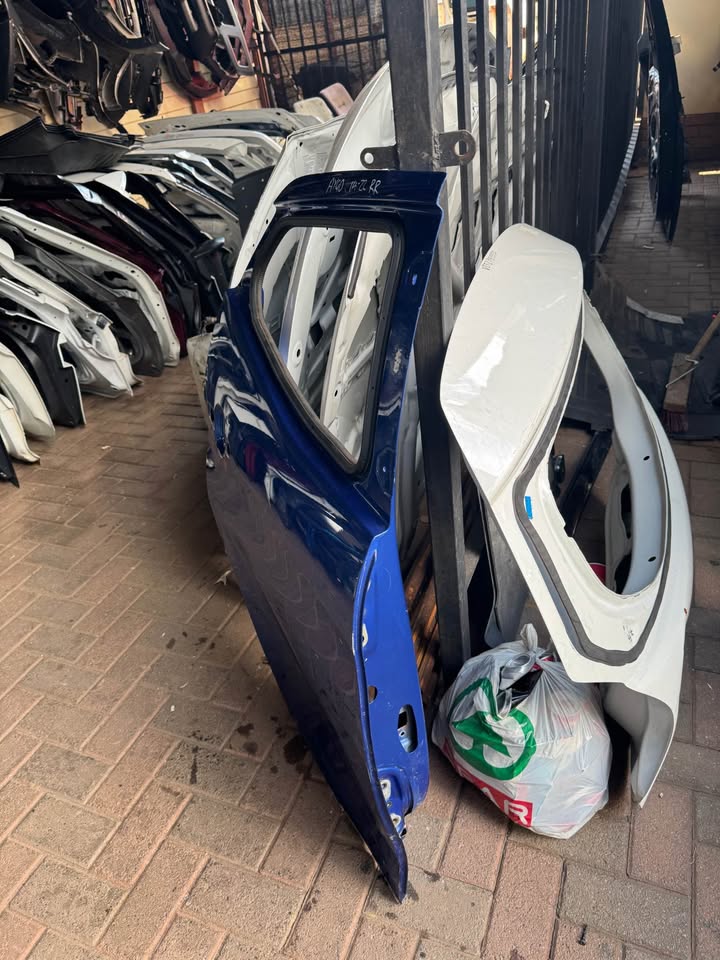 Toyota Aygo Right Rear Back Door - Private Seller Toyota Aygo Right Rear Back Door - Private Seller