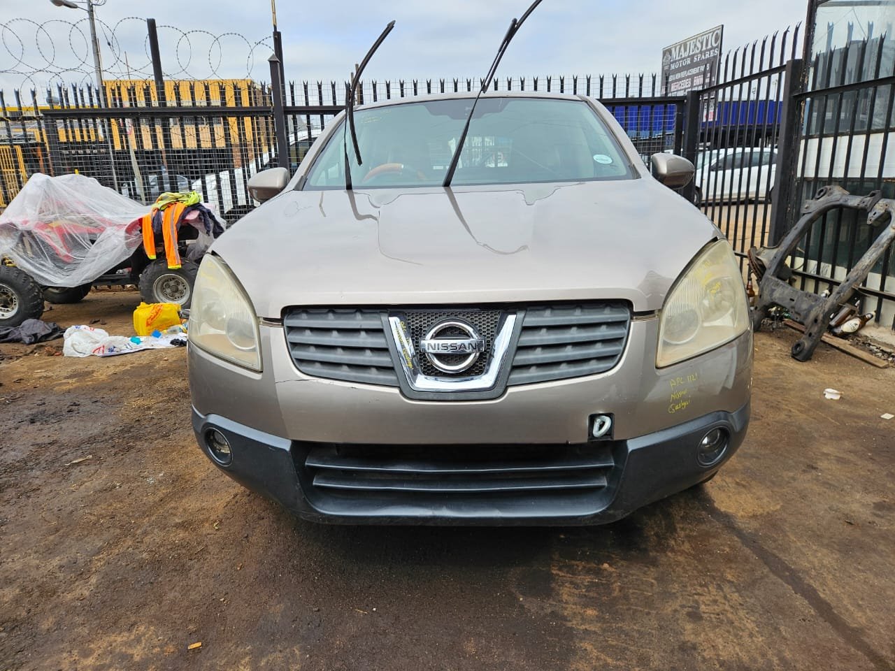 Now Stripping for Spares: Nissan Qashqai J10 2.0 2009 diesel manual