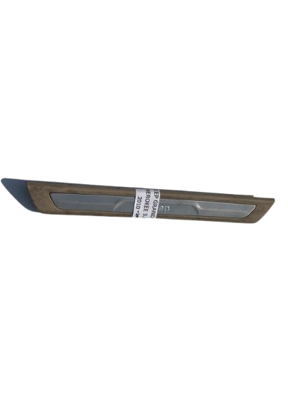 JEEP GRAND CHEROKEE DOOR SILL THRESHOLD TRIM SCUFF PLATE (2010-2015) - Private Seller JEEP GRAND CHEROKEE DOOR SILL THRESHOLD TRIM SCUFF PLATE (2010-2015) - Private Seller
