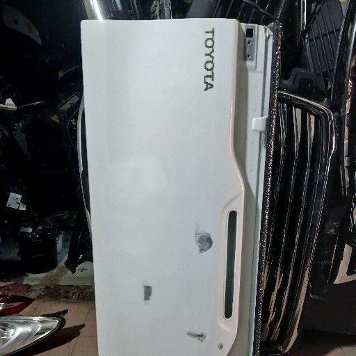 Toyota hilux gd6 tailgate - Private Seller Toyota hilux gd6 tailgate - Private Seller