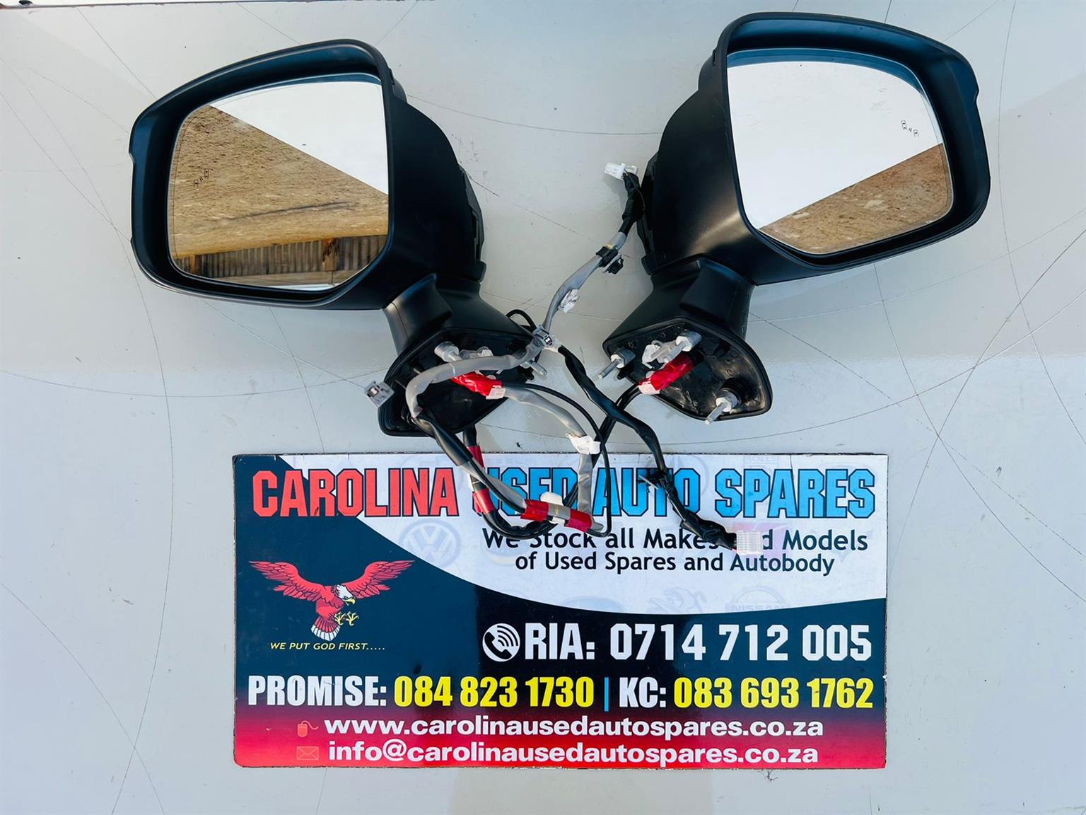 Toyota Land Cruiser Prado left and right side electric mirror (2023) - Private Seller Toyota Land Cruiser Prado left and right side electric mirror (2023) - Private Seller