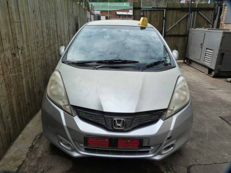 Honda Jazz Elegance 1.5 AT L15A Silver - 2014 SPARESBOYZ STRIPPING FOR SPARES - Private Seller Honda Jazz Elegance 1.5 AT L15A Silver - 2014 SPARESBOYZ STRIPPING FOR SPARES - Private Seller