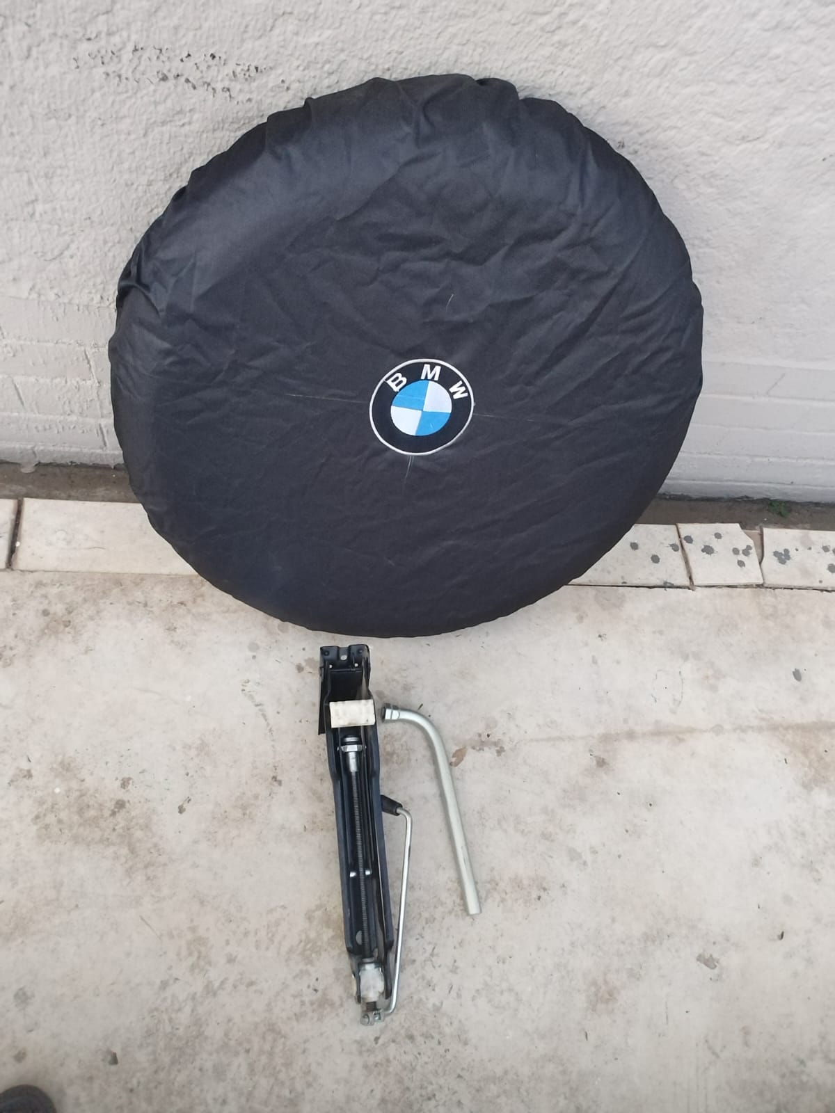 18 inch Original BMW X3 F25 Space Saver Spare Wheel with Tools and Wheel Cover - Private Seller 18 inch Original BMW X3 F25 Space Saver Spare Wheel with Tools and Wheel Cover - Private Seller