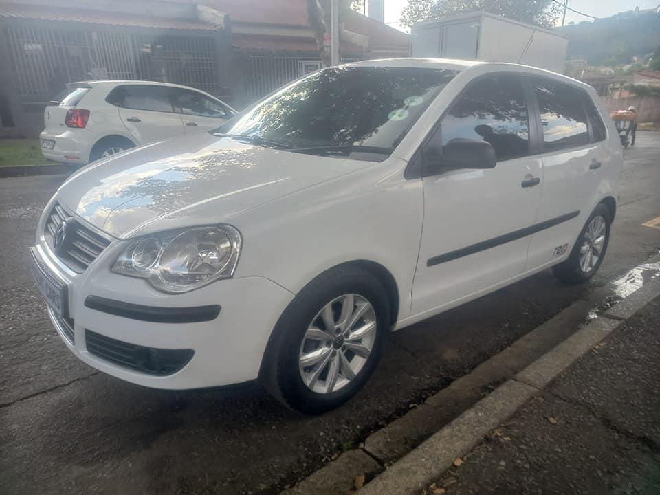 2004 VW POLO BUJWA 1.6 PETROL, MANUAL, WHITE COLOR, MILEAGE 133000KMS