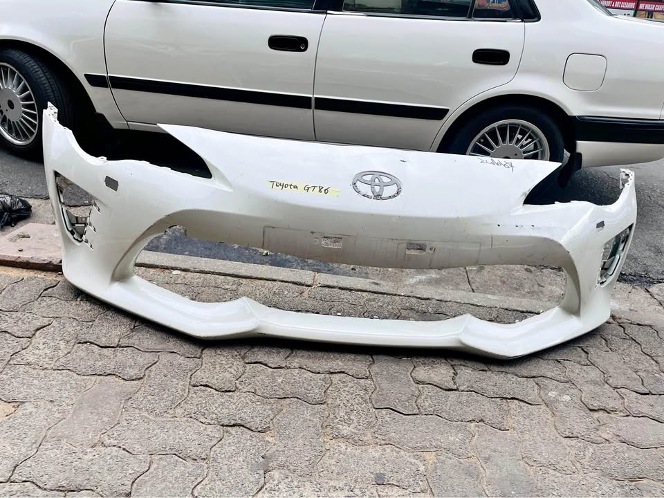 Toyota GT86 Late bumper - Private Seller Toyota GT86 Late bumper - Private Seller