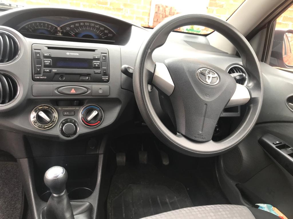 2013 Toyota Etios hatch ETIOS 1.5 Xs/SPRINT 5Dr