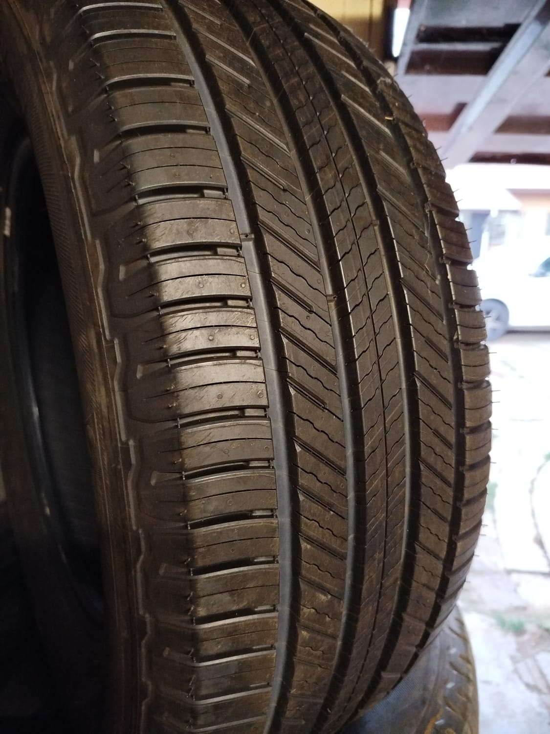 265.60R18 MICHELIN PRIMACY SUV tyres - Private Seller 265.60R18 MICHELIN PRIMACY SUV tyres - Private Seller