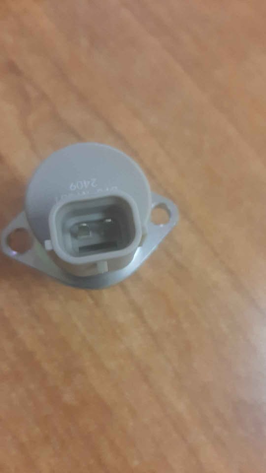 NISSAN yd25 SUCTION VALVE. BRABD NEW. FOR VARIOUS OTHER CARS TOO. - Private Seller