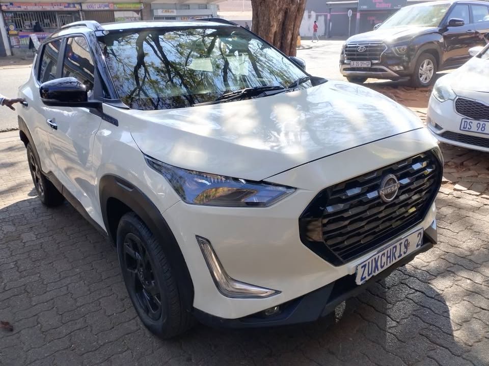 2024 NISSAN MAGNITE KURO 1.0T TURBO AUTOMATIC