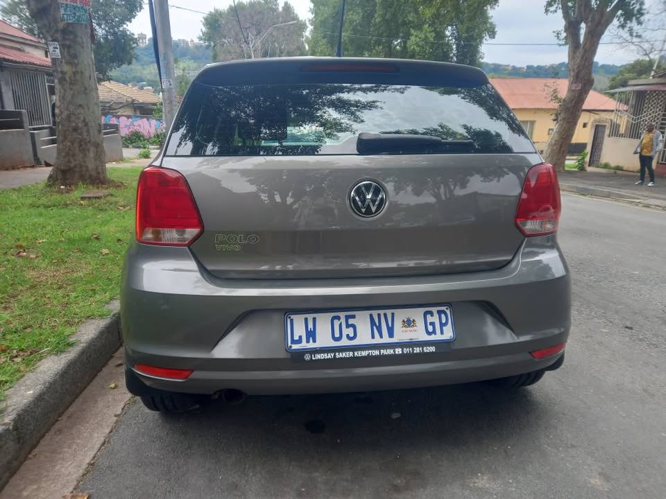 2024 VW Polo Vivo Hatchback 1.4 Comfortline Petrol, Manual, Grey Color, Mileage