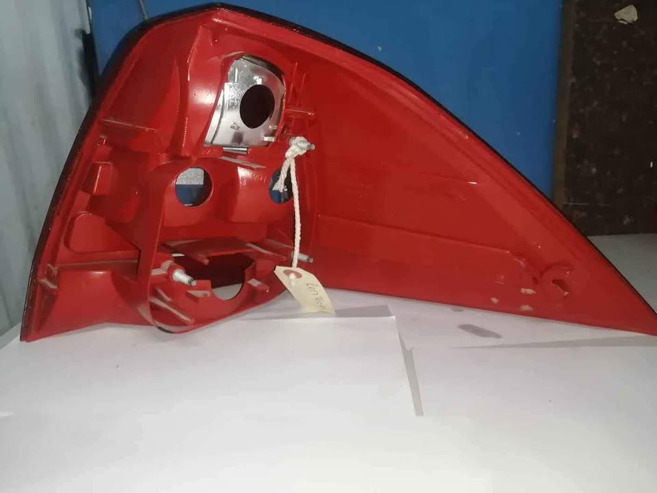 Renault Megane 2 Sedan Taillight - Private Seller