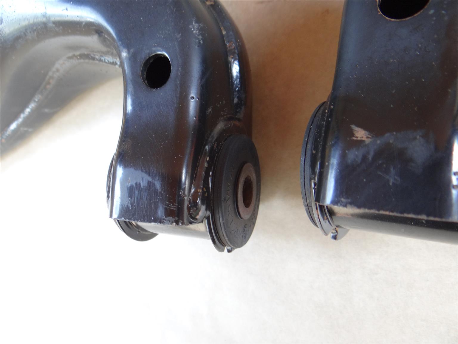 CONTROL ARMS – FRONT - RIGHT HAND SIDE – VW AMAROK