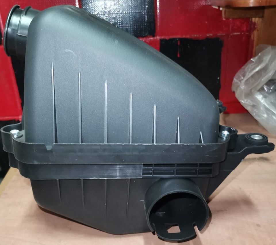 Chev Spark air cleaner box for sale